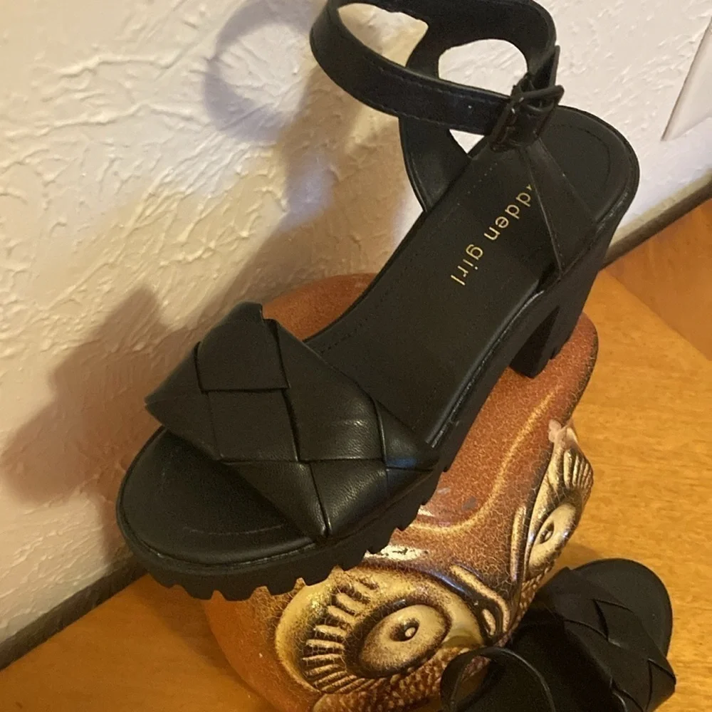 Madden Girl G-Sense Platforms - Picture 2 of 14